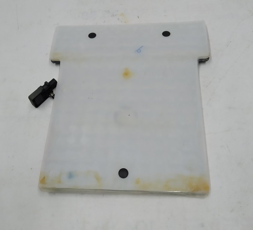 4 Датчик присутствия пассажиского сиденья GEN 1/GEN 2 Tesla model S REST, model S 1056288-02-B