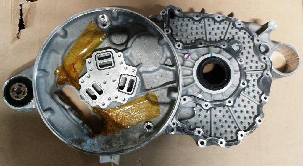 1 Motor gearcase with oil seal and bearings without silent block Tesla model S, model S REST