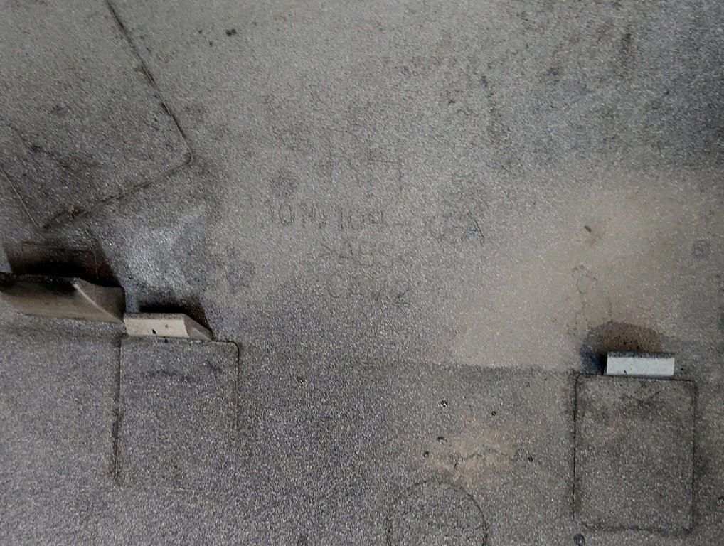 6 Vnější pravé horní obložení zrcátka (skořepina) PBCW Tesla model S, model S REST 1010104-00-A