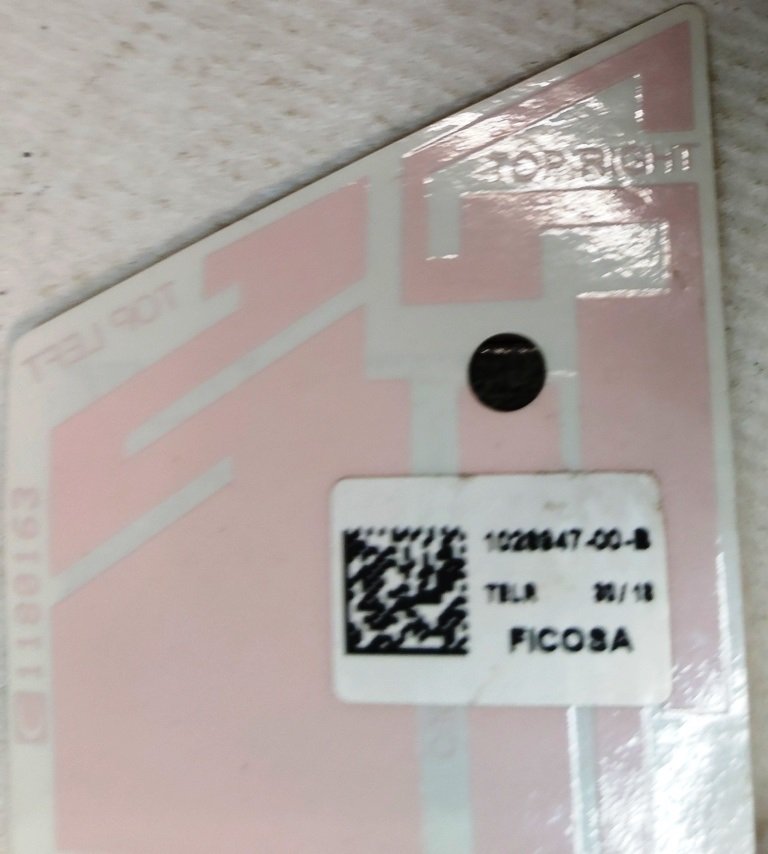 3 TELF anténa pro vnější pravé zrcátko Tesla model S, model S REST 1041318-00