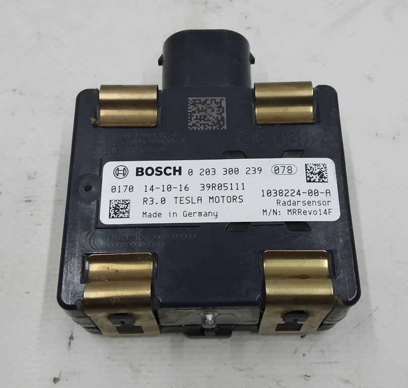 1 Autopilot radar AP 1.0 Tesla model X S REST 1057551-00-B