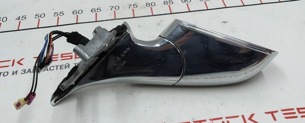 3 1041318-00-G z Lusterko zewnętrzne prawe PREMIUM, kompletne (uszkodzone, nie składa się automatycznie) Tesla model S, model S REST 1041318-00-G