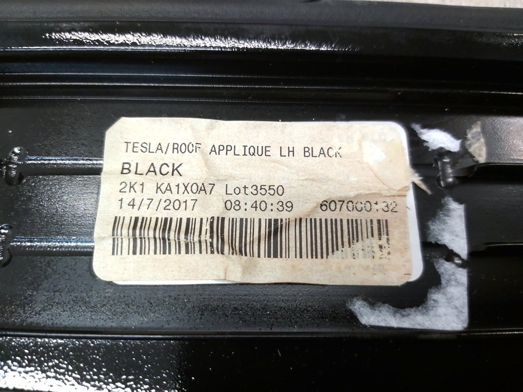 2 Pannello del tetto decorativo esterno lasciato senza Tesla Model S REST 1053618-S0-B