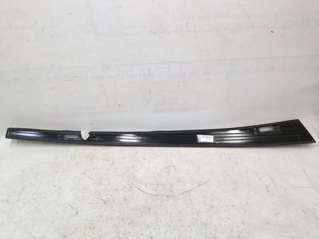 3 1053619-S0-Z Pannello decorativo esterno tetto sinistro Tesla modello S REST 1053619-S0-B