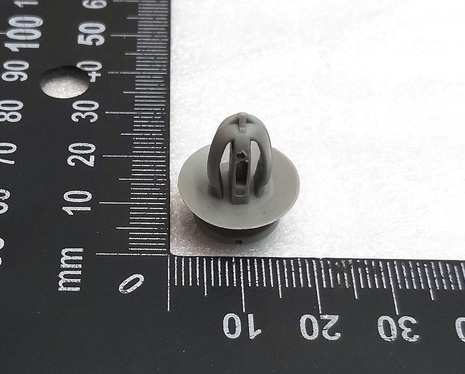 フロント エンジン コンパートメント ボックス用プラスチック クリップ テスラ モデル S REST 1060474-00-D