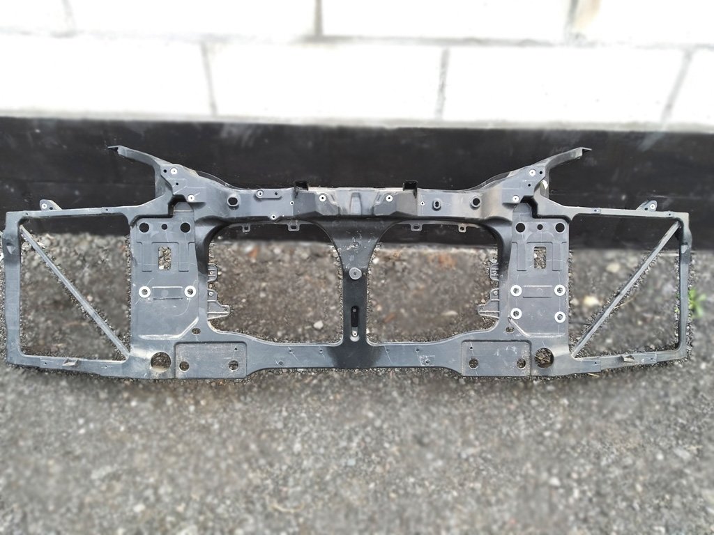 9 Panel del radiador (TV) (plástico) RWD Tesla modelo S, modelo S REST 1061950-98-E