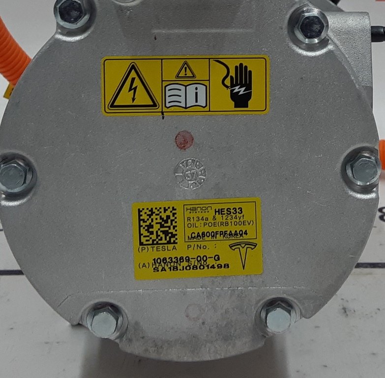 1 A/C COMPRESSOR, ELECTRIC, NO REAR HEATING AND VENTILATION Tesla model S REST, model X 1063369-00-H