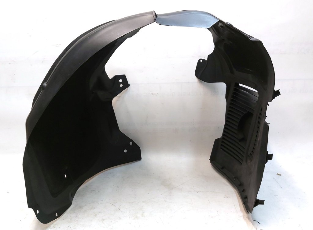2 Tuleja błotnika przedniego prawego AWD Tesla model S REST 1063694-00-D