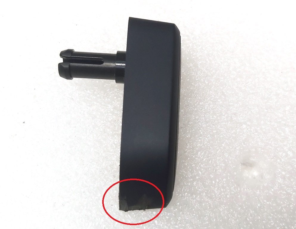 2 1ST ROW SEAT RECLINE BUTTON CAP - RIGHT HAND Tesla model S REST, model X 1067692-00-B