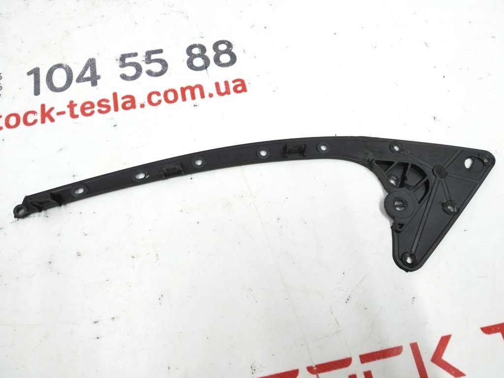 1 1077351-00-D z Tesla model S REST 1077351-00-D Listwa boczna
