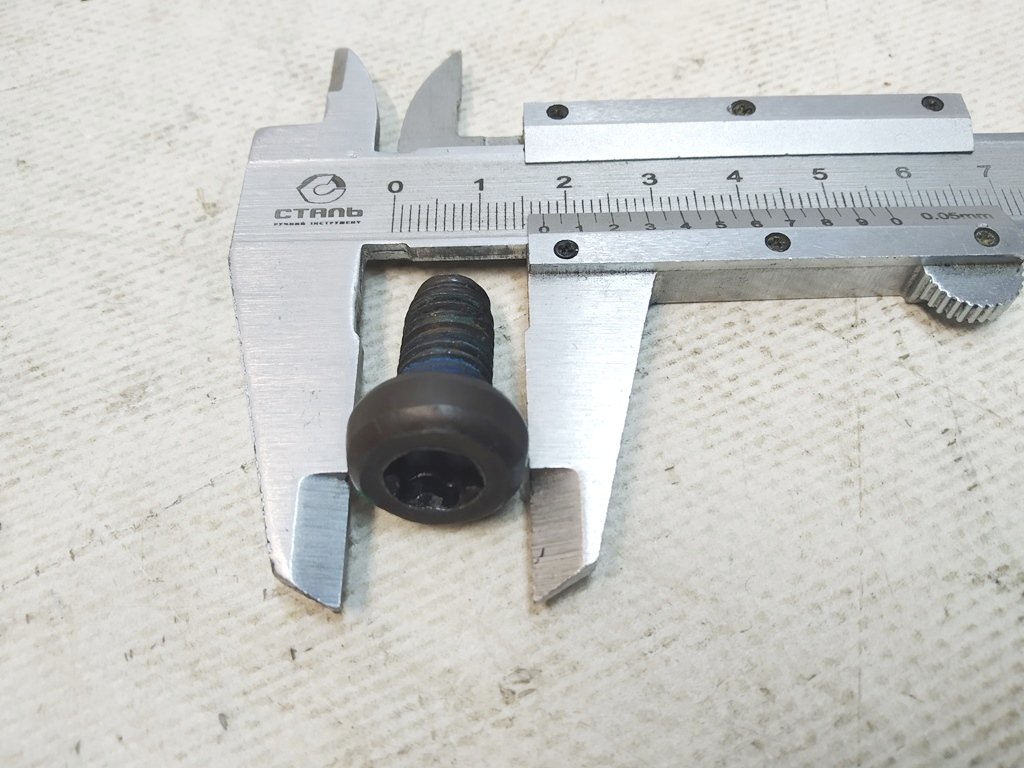 7 Perno de respaldo y cinturón de seguridad 2 filas PN,M10-1.5x19,[109],ZN[B],MAT,ADH Tesla model S, REST, model 3, model X, model Y 1128435-00-C