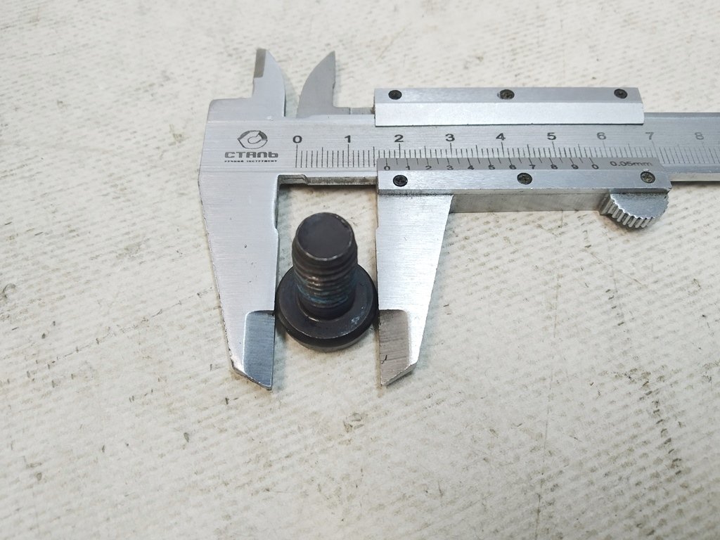 7 Perno de respaldo y cinturón de seguridad 2 filas PN,M10-1.5x19,[109],ZN[B],MAT,ADH Tesla model S, REST, model 3, model X, model Y 1128435-00-C