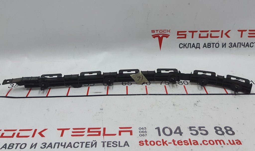 5 6008181-00-B Staffa di montaggio paraurti posteriore destra Tesla modello S, modello S REST 1091987-00-C
