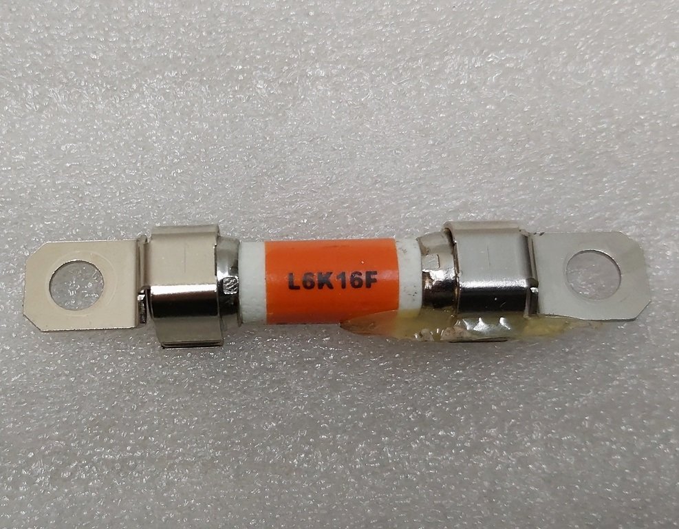 Fusible HEV 450V 40 A Tesla modelo S REST, modelo X 1066510-00-B