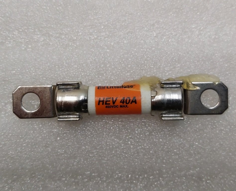 Запобіжник HEV 450V 40 A Tesla model S REST, model X 1066510-00-B