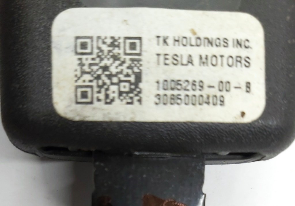 3 Sicherheitsgurtschloss 2. Reihe Tesla Modell S, Modell S REST 1005269-00-B