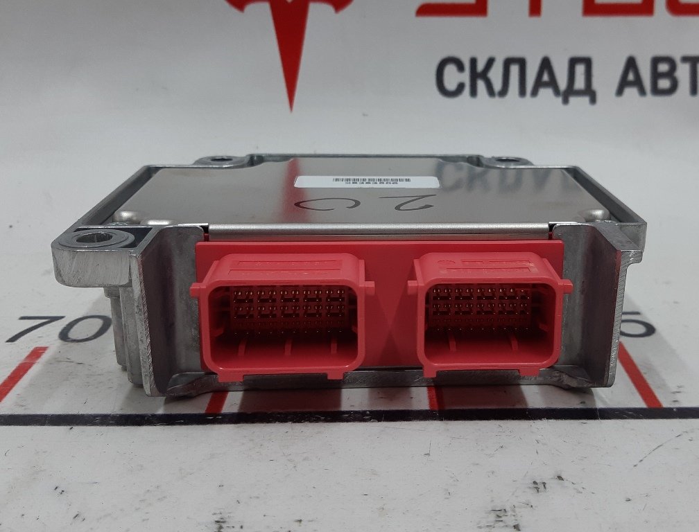 4 Steuergerät AIRBAG Tesla Model S 1005273-00-G