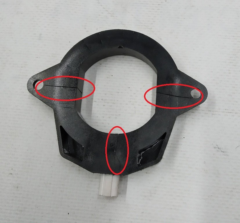 1 Cewka anteny klucza bezprzewodowego z uszkodzeniem nadwozia Tesla model S, model S REST 1005627-00-B