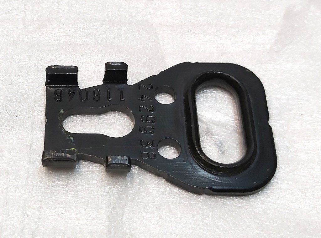 4 Inner seat belt buckle bracket for 1st row of seats Tesla model S, model S REST, model X 1005991-05-I