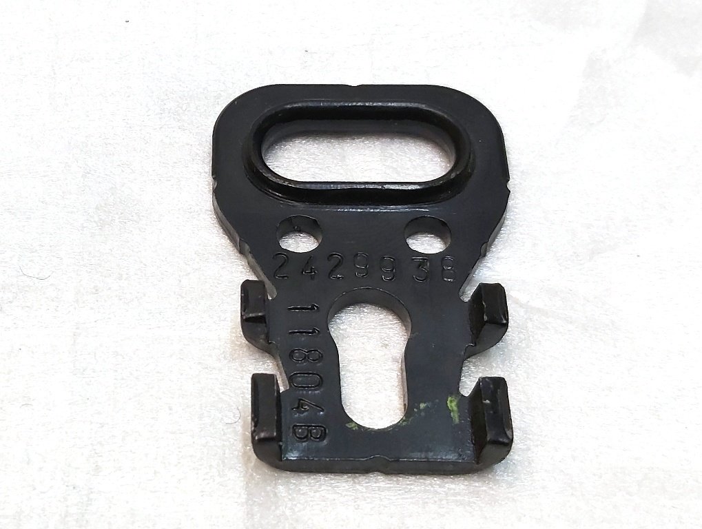 4 Inner seat belt buckle bracket for 1st row of seats Tesla model S, model S REST, model X 1005991-05-I