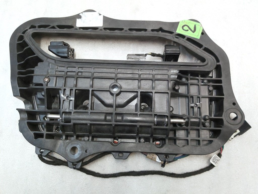 1 FR RH, GEN1 DH, NOGRIP, 2.1 SVC RPL GEN 1 Tesla model S 1135725-S0-A