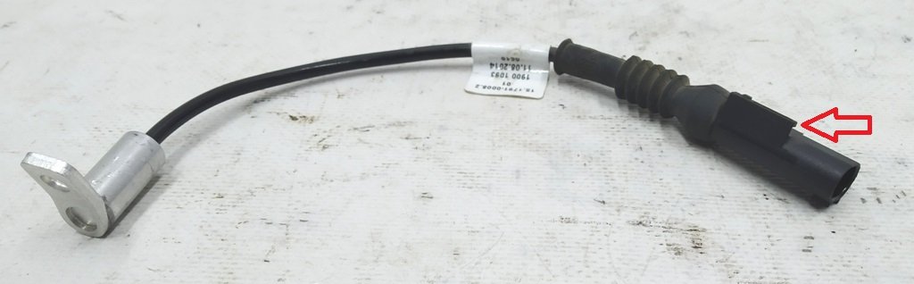 17 空气悬架压缩机温度传感器损坏 Tesla 型号 S 1007423-00-B