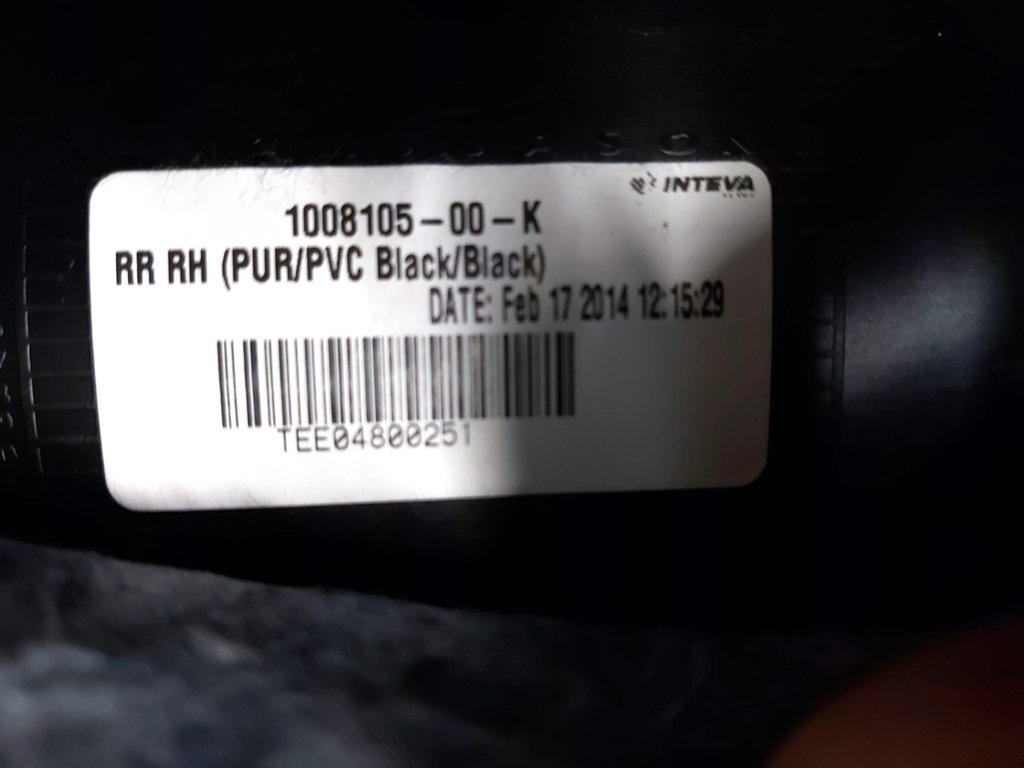 4 リア右ドア カード アセンブリ PURB/PVCB/PVCB BLACK (装飾スピーカー トリムなし) Tesla モデル S、モデル S REST 1008105-11-L