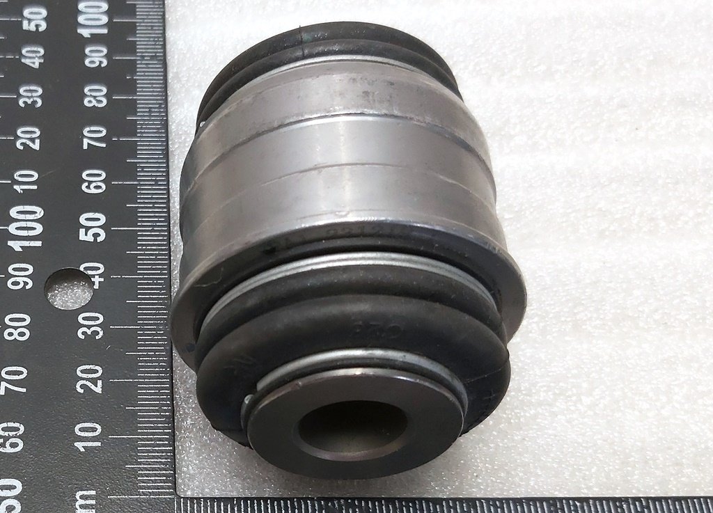 6 Nedre kontrolarm lydløs blok 47mm (flydende) forstærket Tesla model S, model S REST, model S feb 2021, model X Mar 2021, model X 6007997 10