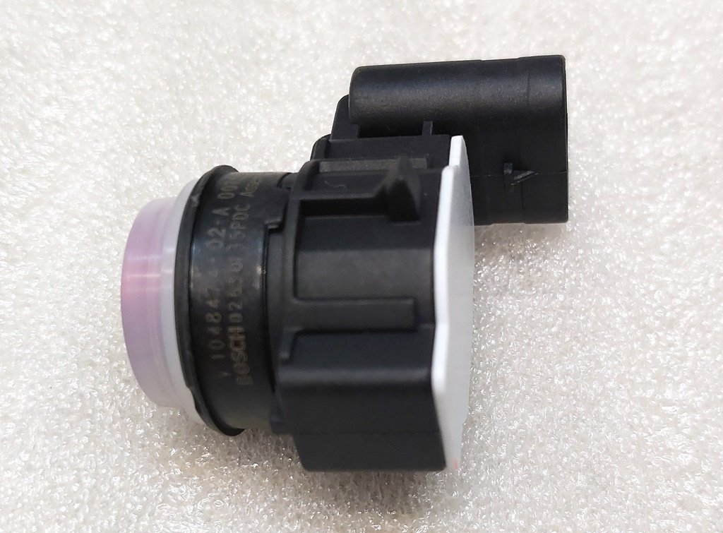 1 PARK ASSIST SENSOR - VERSION 2 AP1 with ring Tesla model S, model S REST, model X 1048473-01-A