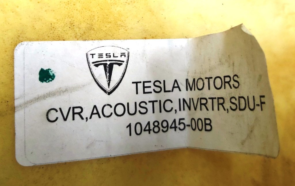 3 Termo-chladič předního motoru je zadní levý AWD Tesla Model S 1048945-00-B