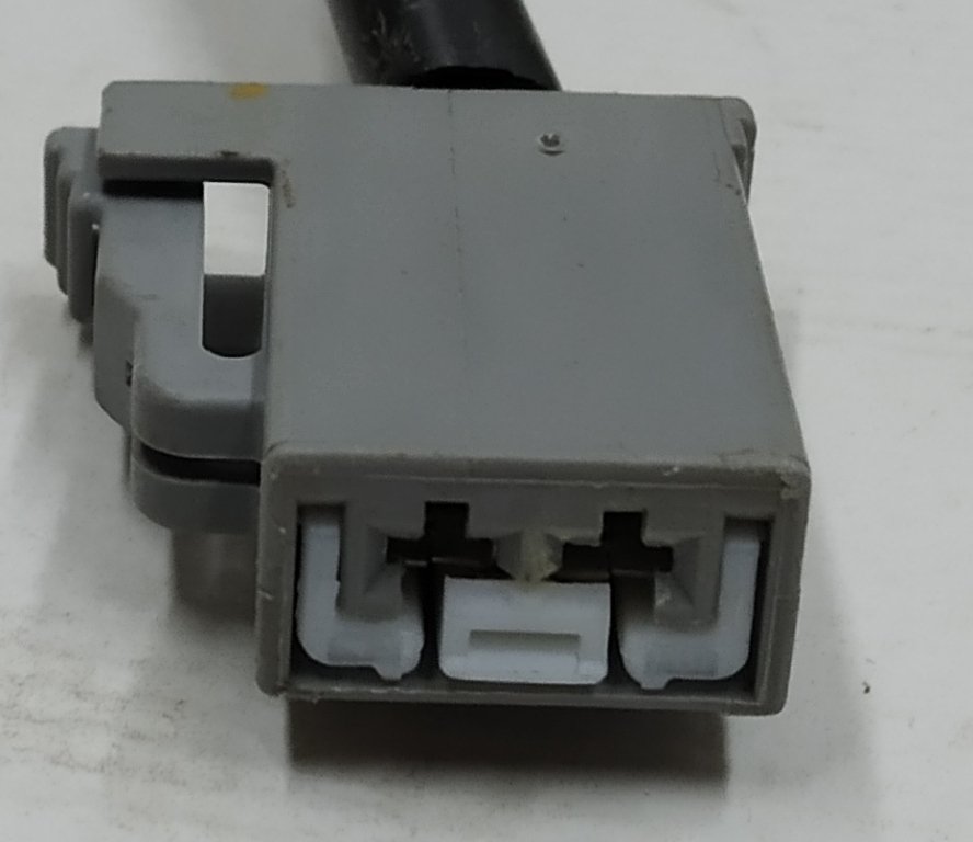 2 带加热功能的第一排座椅靠背组件的泡沫填充物 NEXT GEN (GEN 2)（有损坏） Tesla model S、model S REST 1058006-02-B