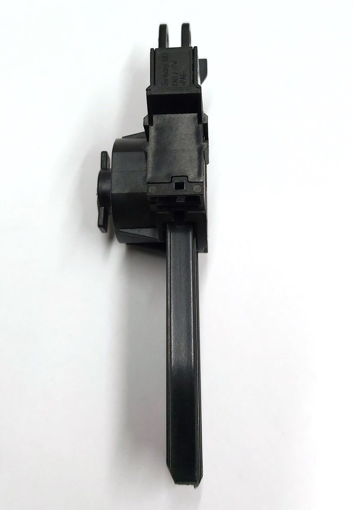 31 Handskerumsmekanisme med lyssensor Tesla Model S, Model S REST, Model X, Model 3 1003327,1083340