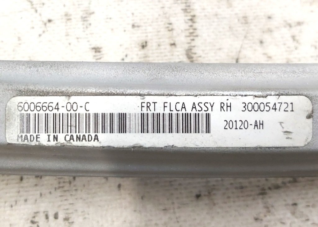 6 Palanca inferior longitudinal derecha antigua muestra (banana) Tesla modelo S 6006664-00-C