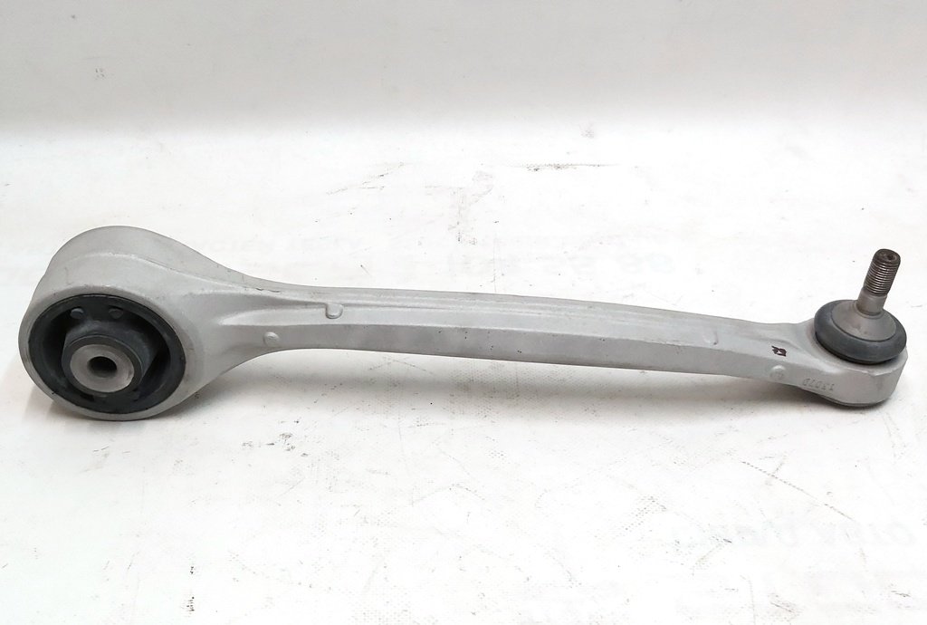 6 Levier longitudinal inférieur gauche ancien modèle (banane) Tesla Model S 6007998-00-C
