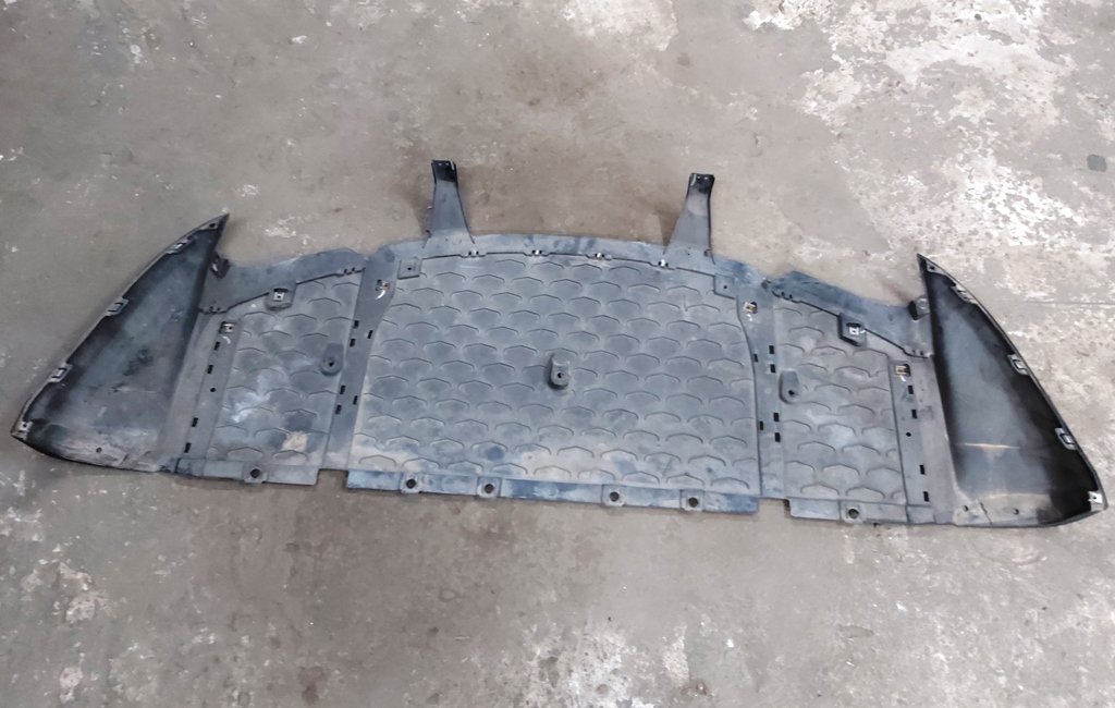 20 DIFFUSER - RR with damage Tesla model S 6008180-00-E