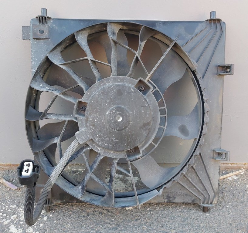 2 Вентилятор кондиционера правый Tesla model S, model S REST 6008357-00-F