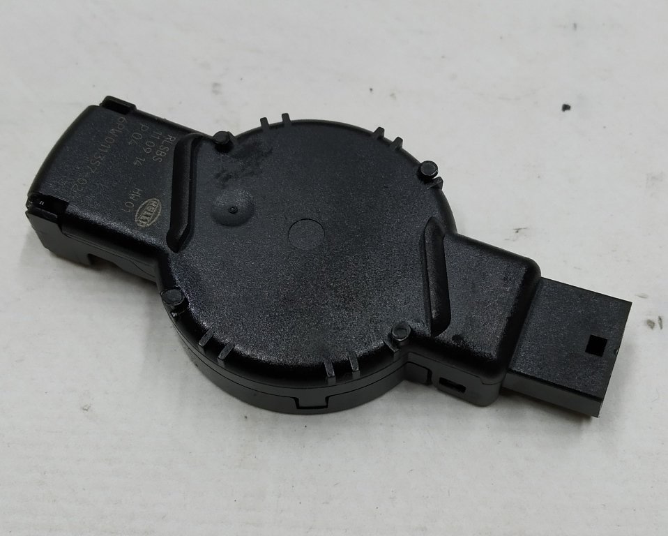 1 Regen- und Lichtsensor ohne Feder Tesla Model S 1011582-00-C