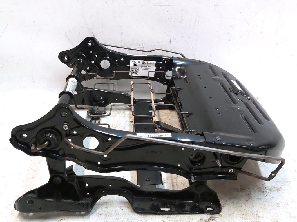 運転席ロアフレームアセンブリ Tesla モデル S AG144789-A