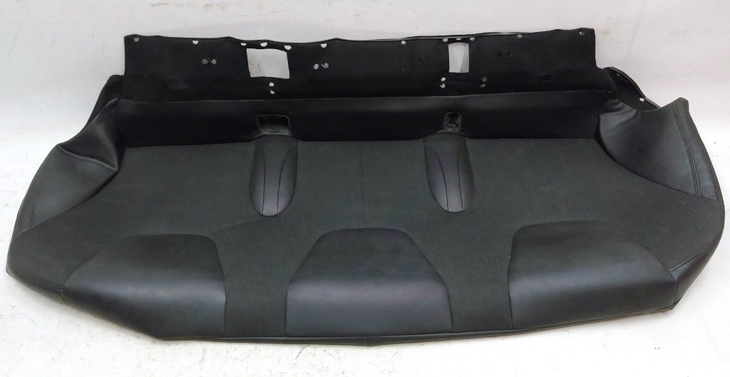 3 Sofföverdrag 2:a raden BASE SED CL Tesla modell S, modell S REST 1030569-01-B