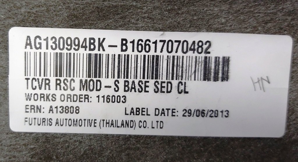 3 Sofföverdrag 2:a raden BASE SED CL Tesla modell S, modell S REST 1030569-01-B