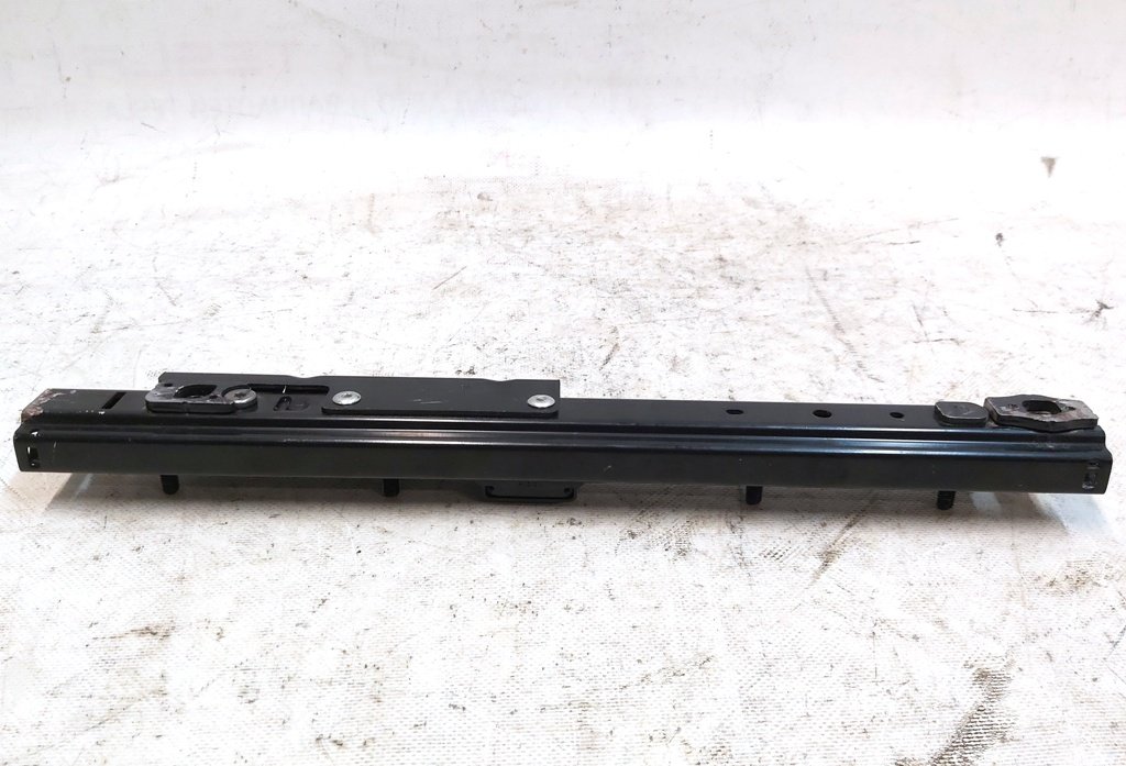 運転席そり 左テスラ モデルS AG132095-B1