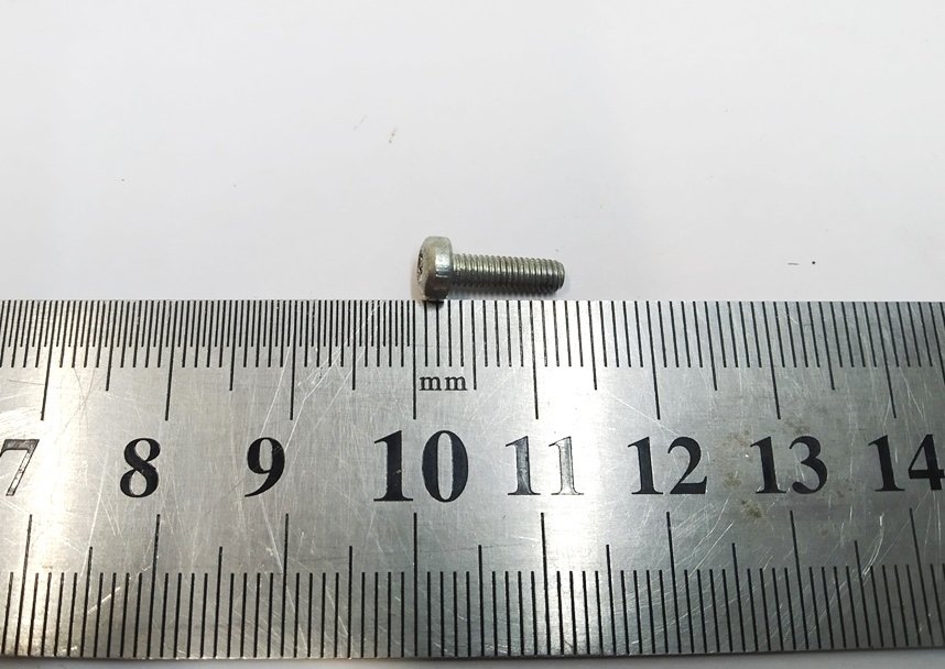 12 Bakspejlbeslag og kameraskrue 0,5 X M3 10MM Tesla Model S REST, Model X 1011417-00-B