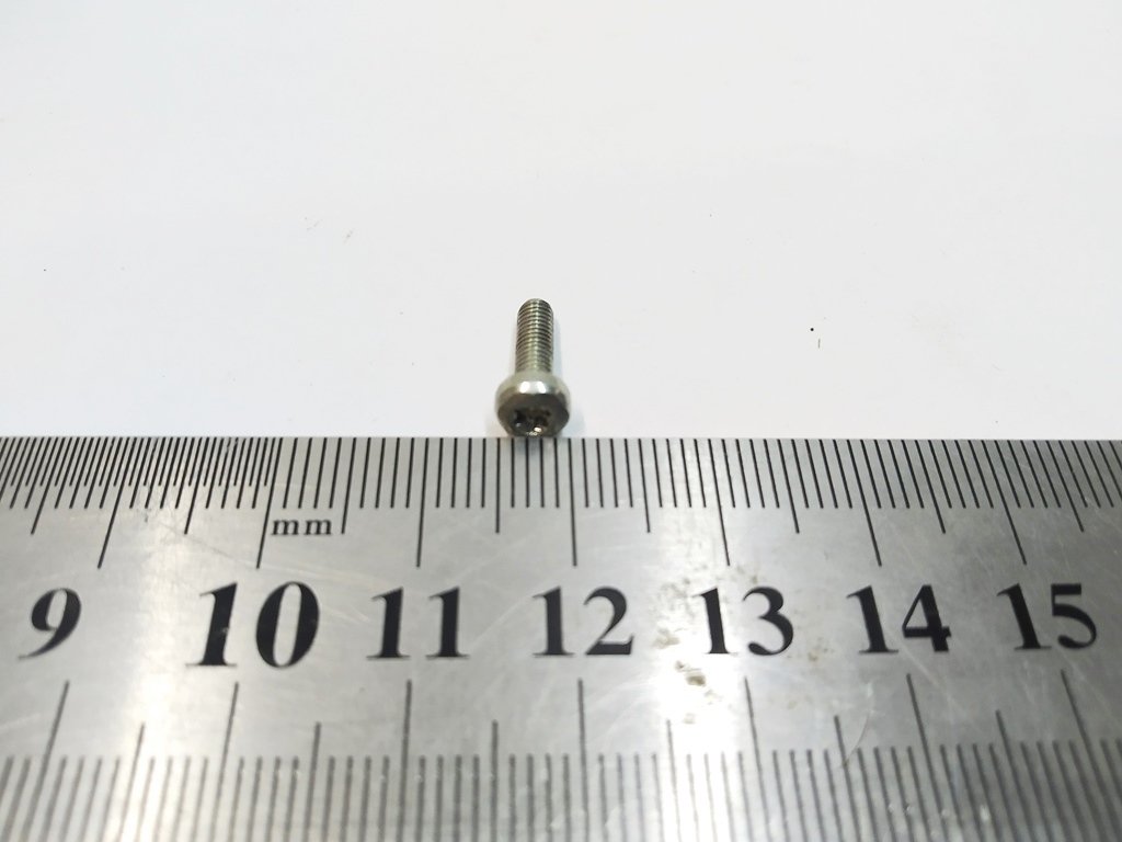 12 Bakspejlbeslag og kameraskrue 0,5 X M3 10MM Tesla Model S REST, Model X 1011417-00-B