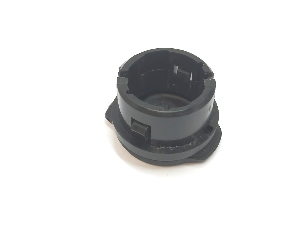 Tesla model top x power outlet