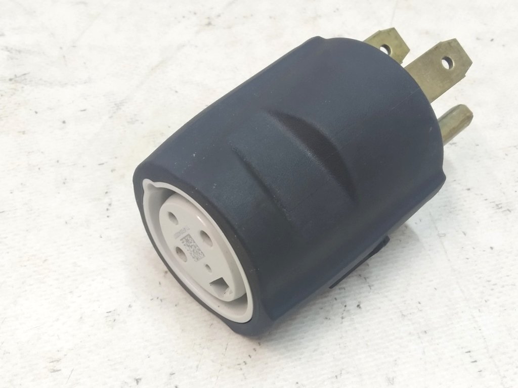 6 Ladeadapter 250V1.050A USN14-50 (oksidasjon) Tesla Model S, Model S REST, Model X 1014324-00-E