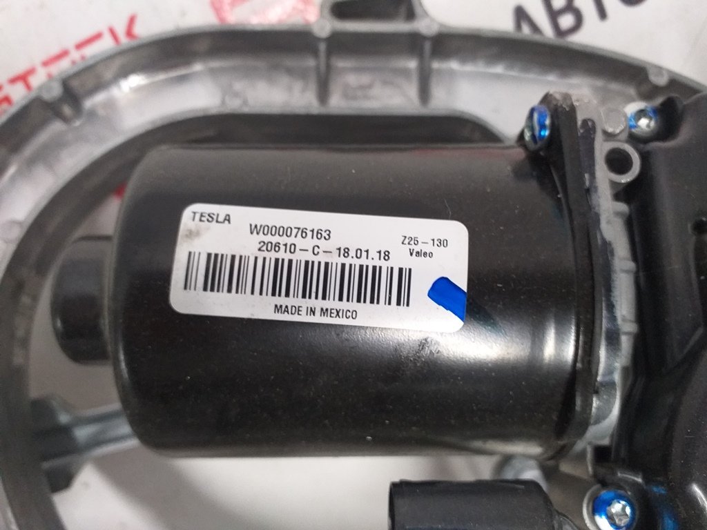 5 Ruitenwissermechanisme Tesla Model X 1034391-00-D
