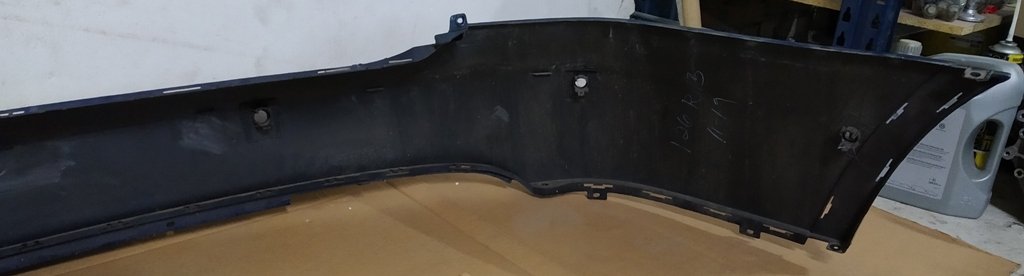 1 Paraurti posteriore parte superiore DEEP BLUE METALLIC-PPSB assemblato con staffe di montaggio per sensori di parcheggio (scratch) Tesla Model X 1034804-S5-A