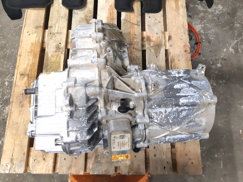 1 Frontmotor 3.0-150 TESLA Modell X 1134783-01-J
