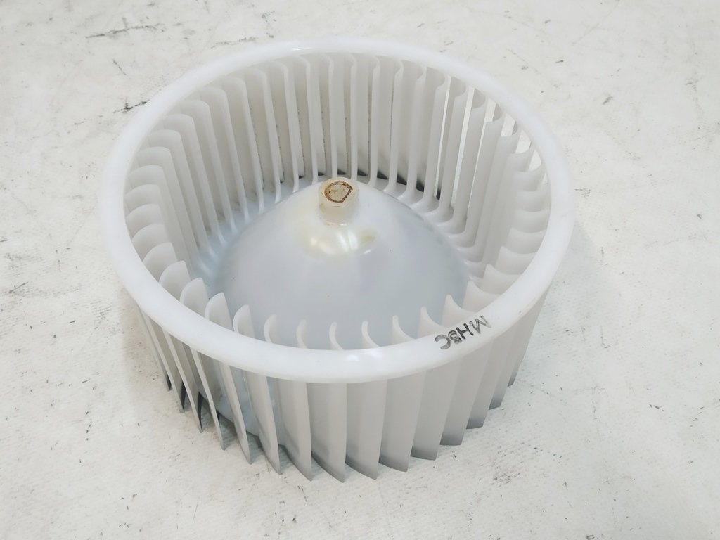 1 Pás do ventilador do ar condicionado (aquecedor interno) CBM-M 12V CCW F00S 3B2 574 Tesla Model S REST, Model X 1051864-00-A