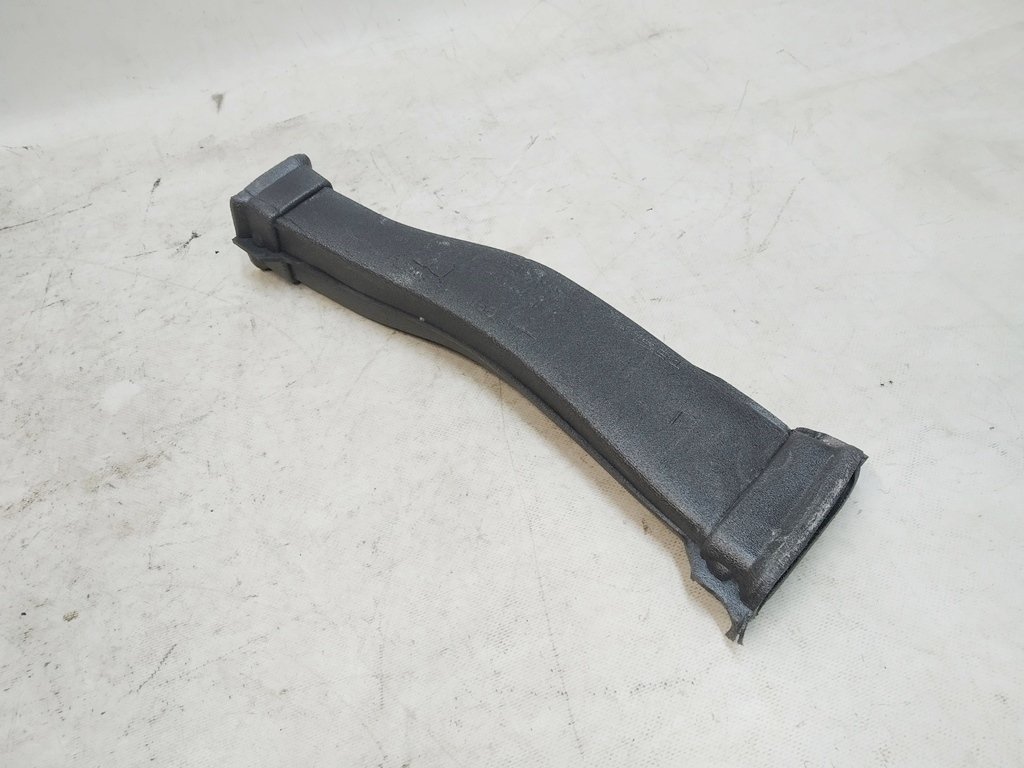8 Vänster B-stolpe ventilationskanal (polyetenskum) Tesla modell X 1053892-00-A